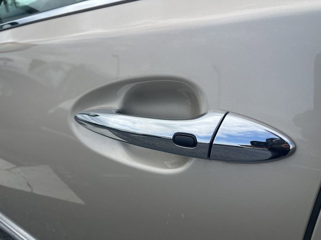 Used 2017 Lexus LS 460 image 18