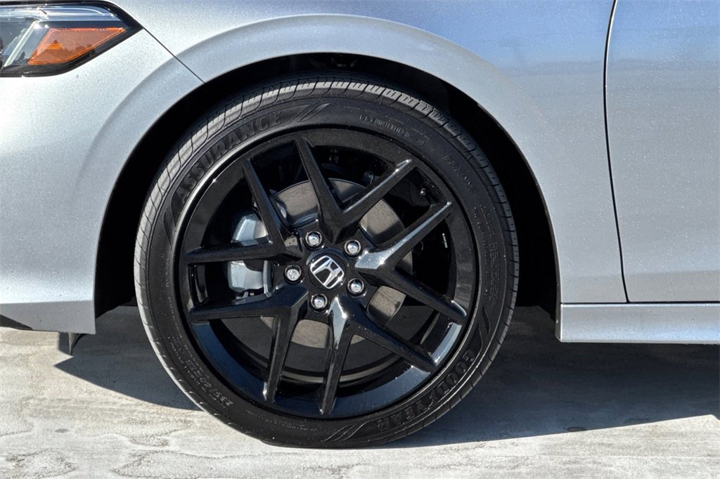 Certified 2025 Honda Civic Sport image 24