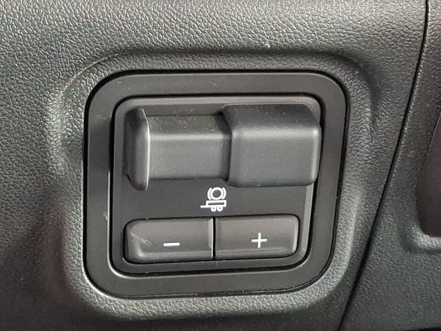 Used 2025 GMC Hummer EV 3X AWD/4WD image 18
