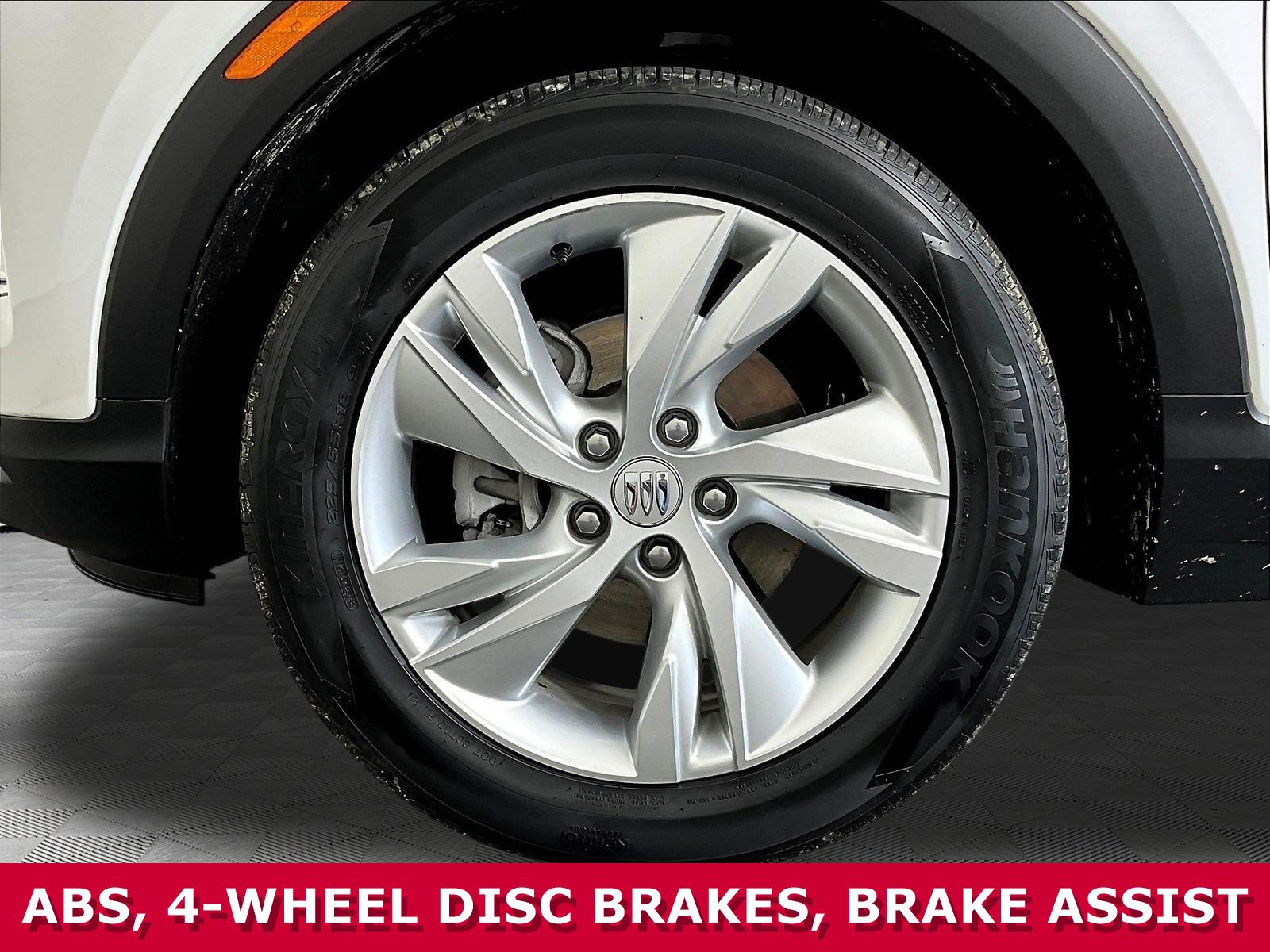 Used 2024 Buick Encore GX Preferred FWD image 28