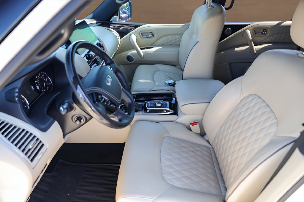 Used 2022 INFINITI QX80 Sensory w/ Cargo Package RWD image 9