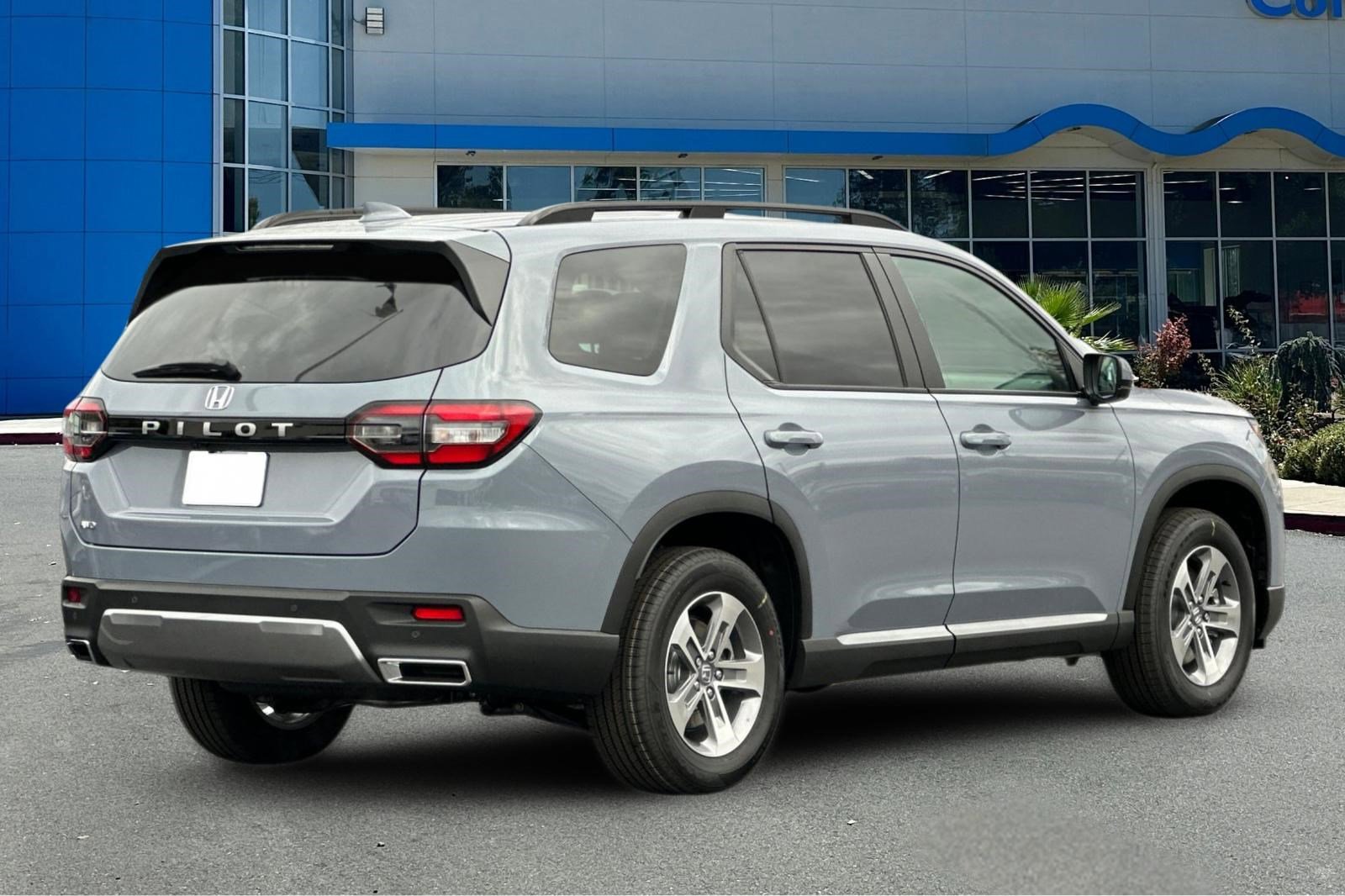 New 2026 Honda Pilot EX-L image 8