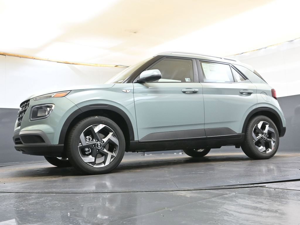 New 2026 Hyundai Venue SEL image 39