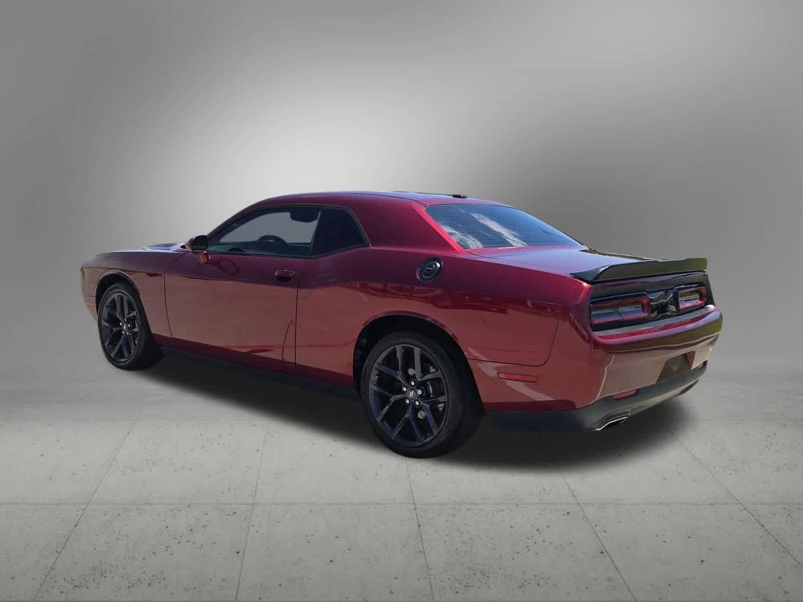 Used 2020 Dodge Challenger SXT w/ Blacktop Package RWD image 4