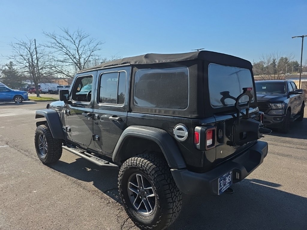 Used 2018 Jeep Wrangler Unlimited Sport S image 6