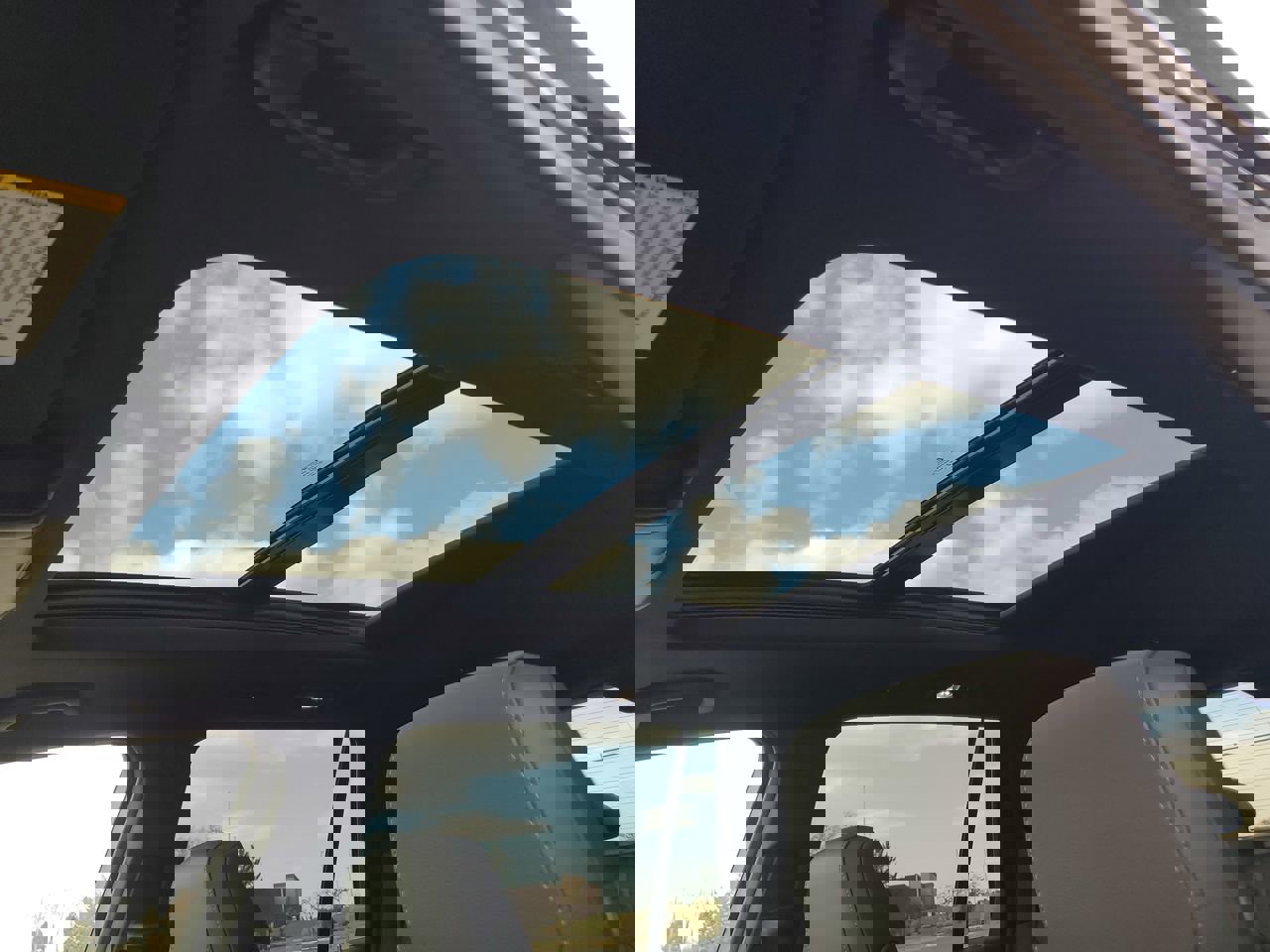 New 2025 Cadillac XT6 Luxury image 53