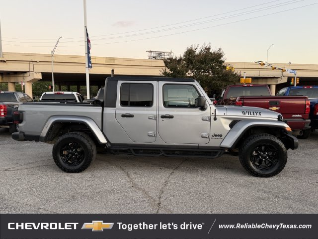 Used 2021 Jeep Gladiator Sport AWD/4WD image 3