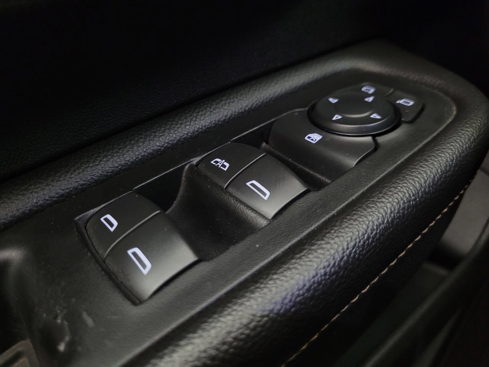 Used 2018 GMC Terrain SLE image 27