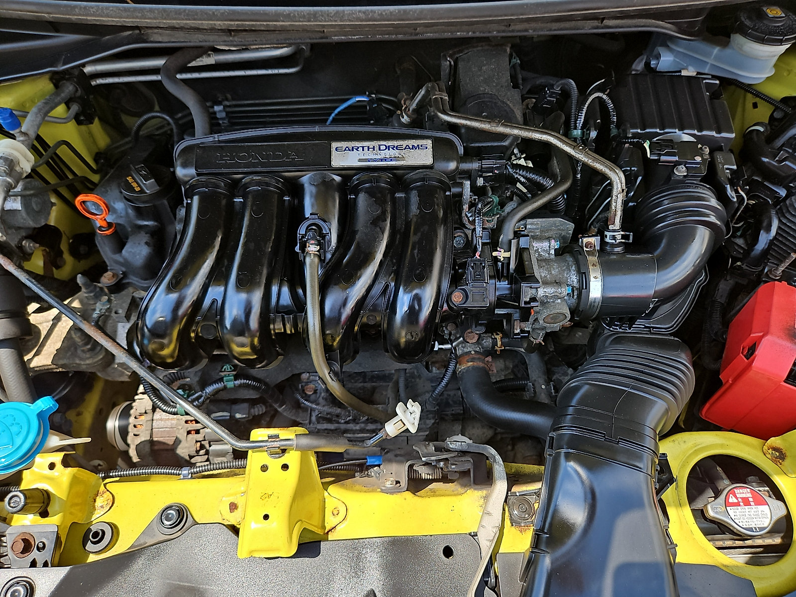 Used 2015 Honda Fit EX image 28