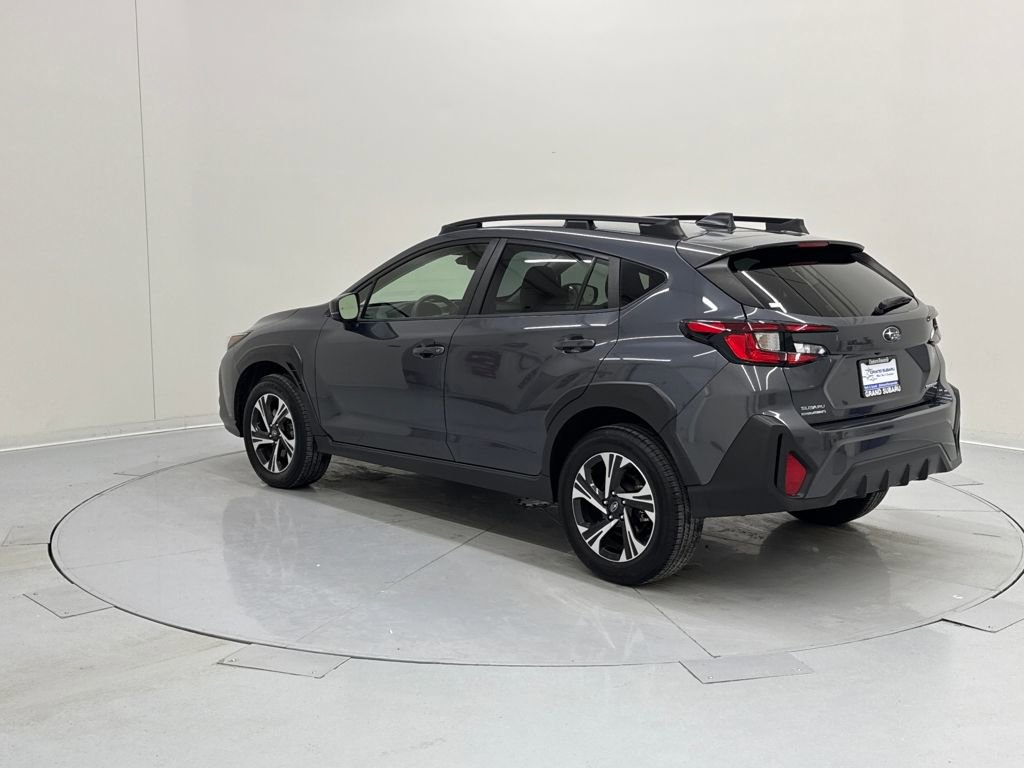 Used 2024 Subaru Crosstrek 2.0i Premium w/ Crosstrek Mirror Package AWD/4WD image 4