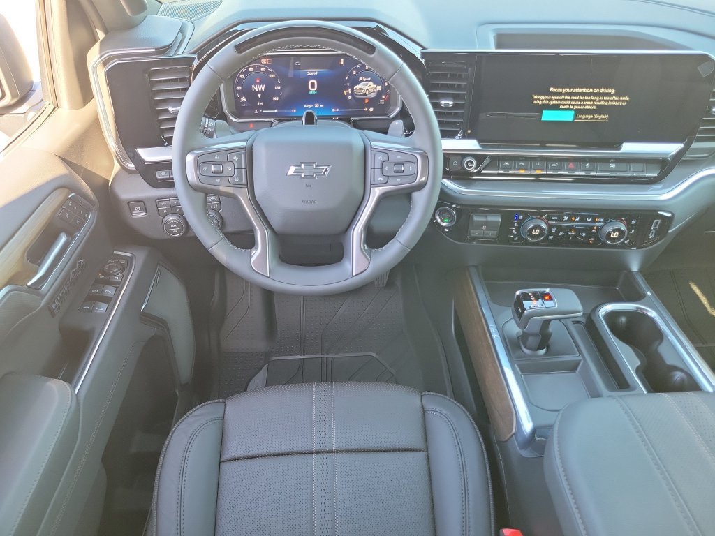 New 2026 Chevrolet Silverado 1500 High Country w/ Midnight Edition AWD/4WD image 4