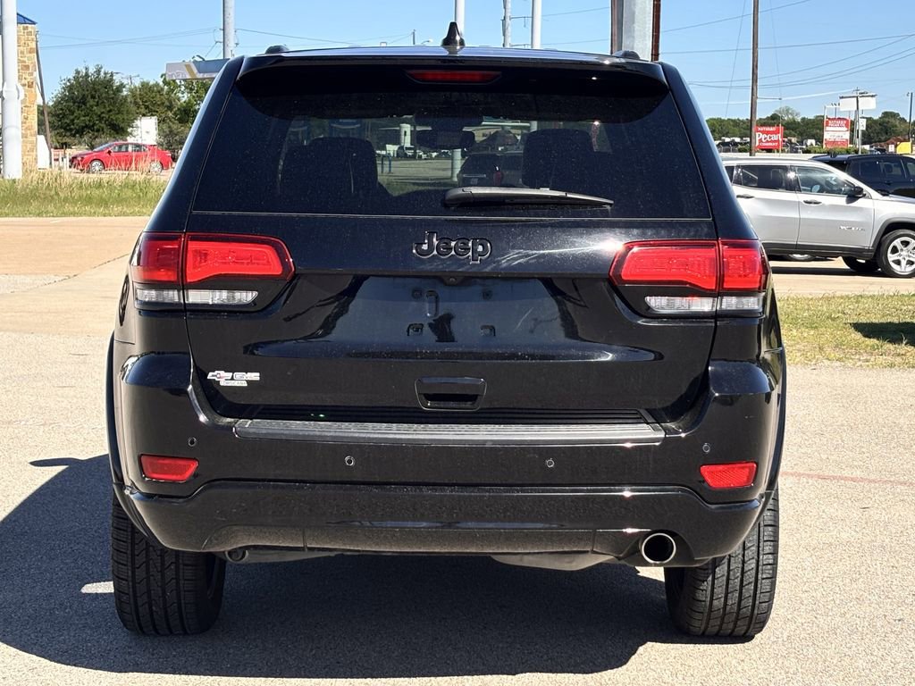 Used 2019 Jeep Grand Cherokee Altitude RWD image 5