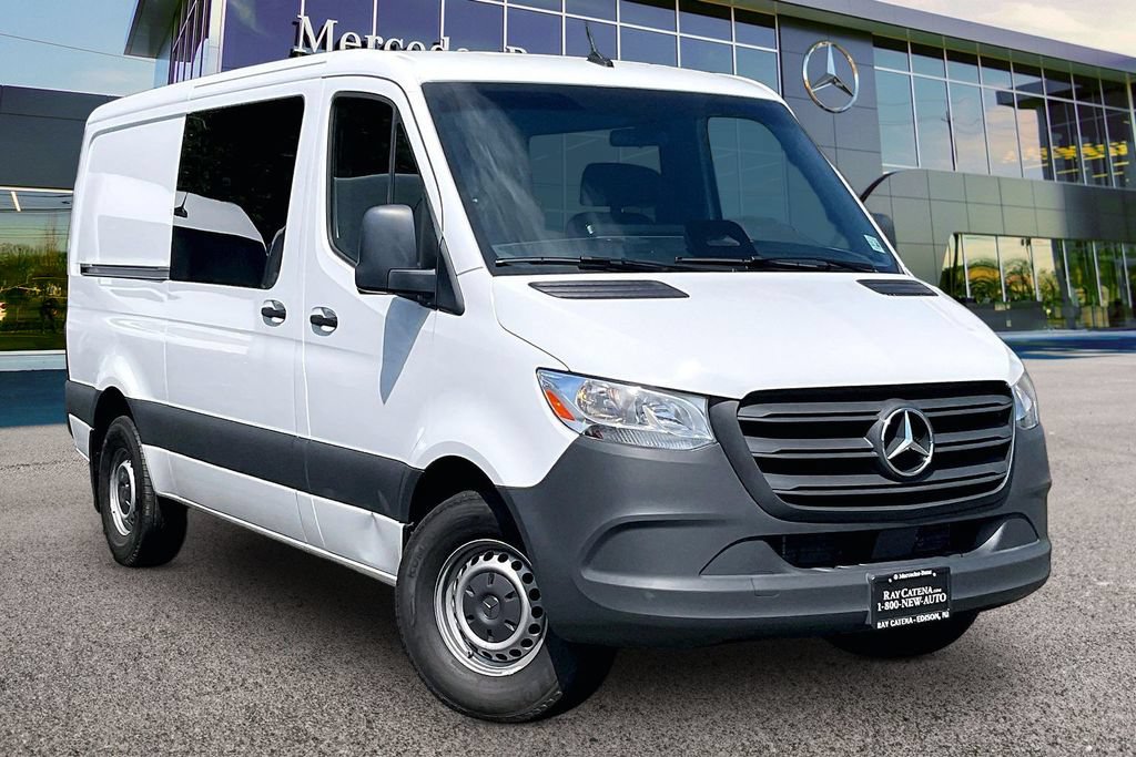 Used 2026 Mercedes-Benz Sprinter 2500 image 1