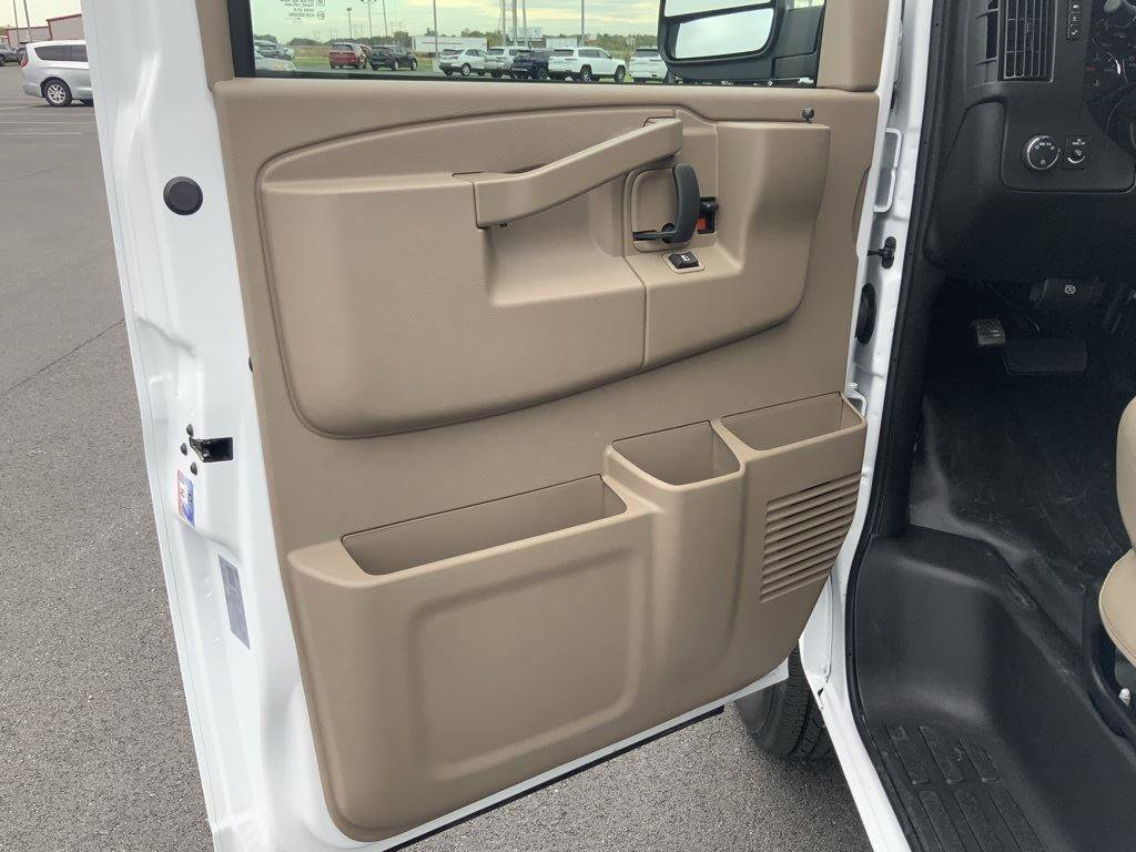 New 2025 Chevrolet Express 3500 Extended w/ Driver Convenience Package RWD image 20