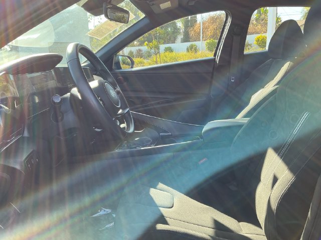 Used 2025 Hyundai Elantra SEL FWD image 9