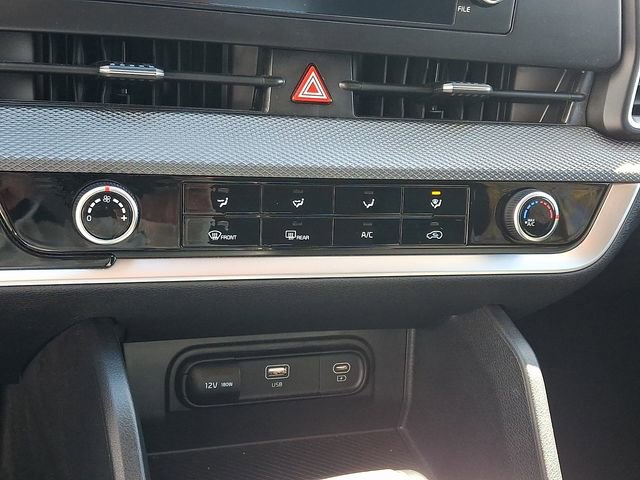 Certified 2024 Kia Sportage LX AWD/4WD image 17