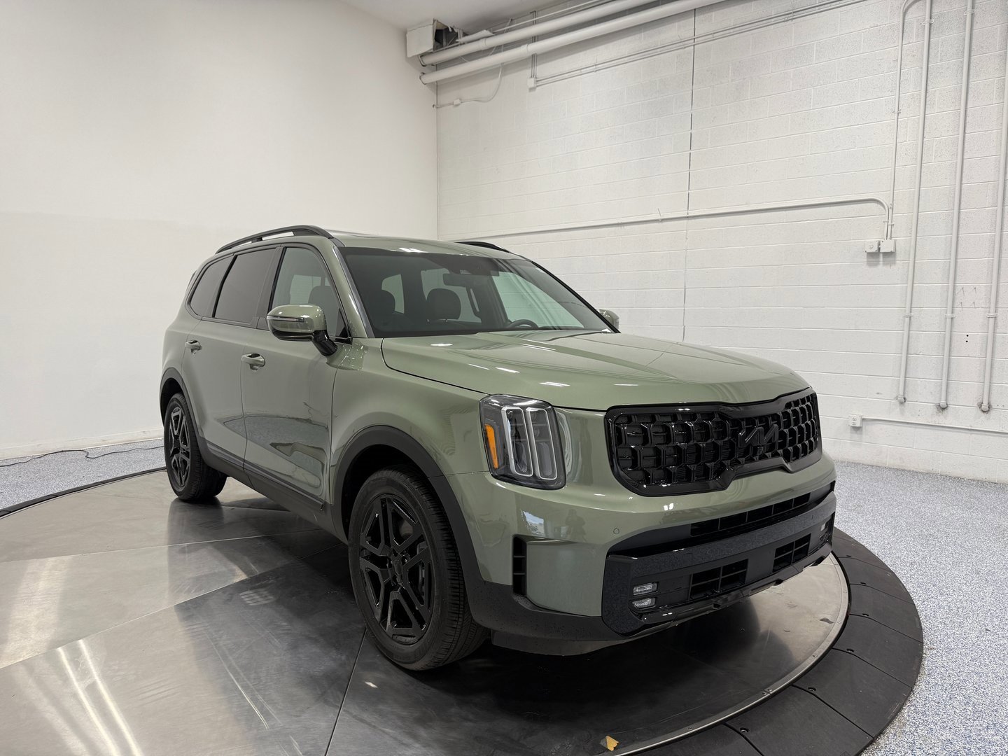 Used 2025 Kia Telluride SX Prestige X-Line image 1
