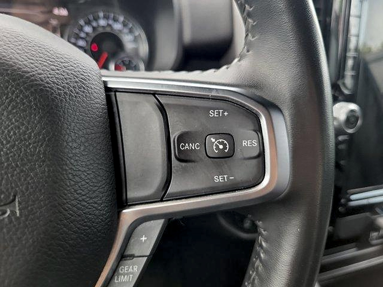 Used 2024 RAM 1500 Big Horn RWD image 25