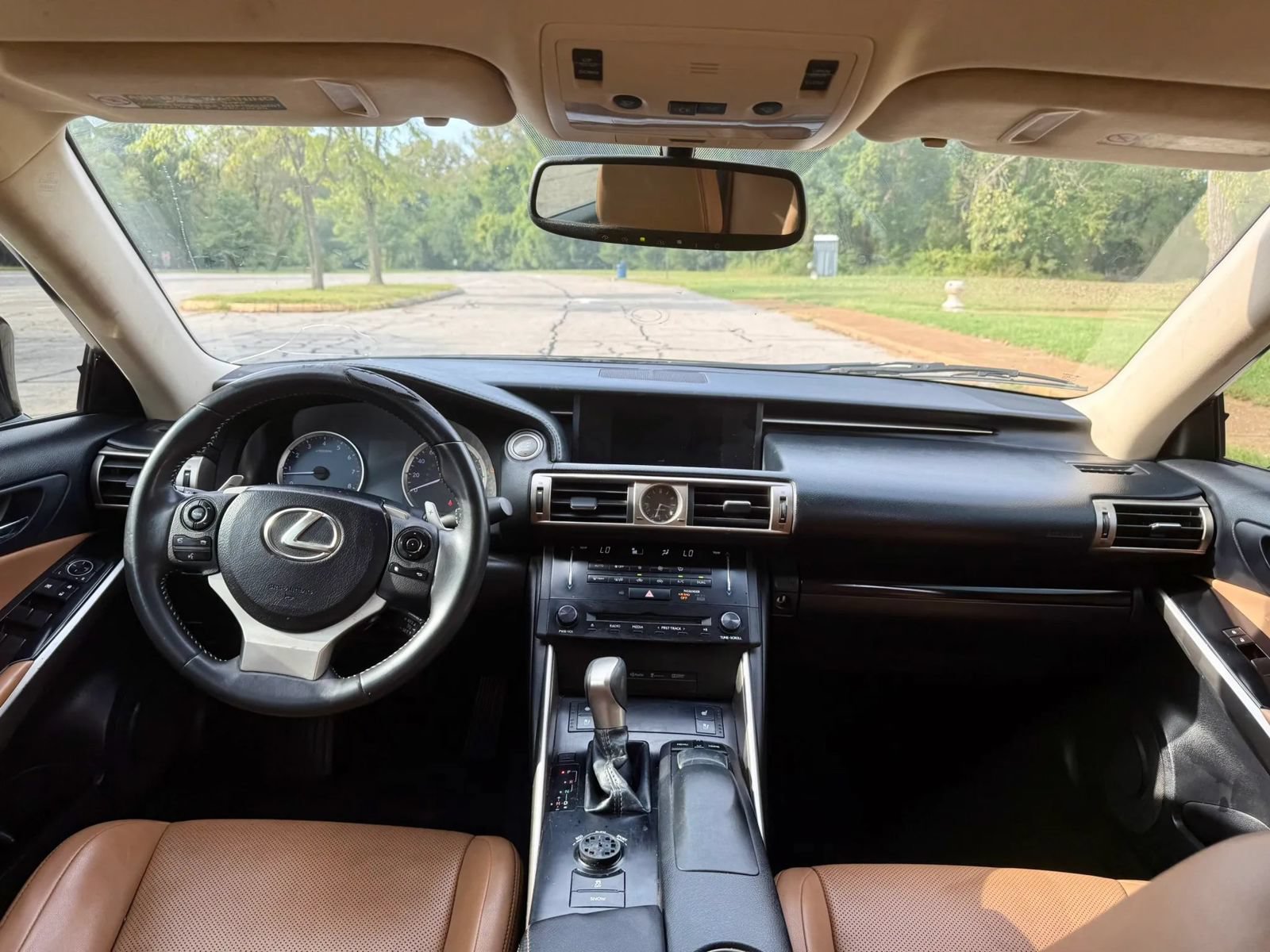 Used 2014 Lexus IS 350 w/ Navigation Package RWD image 13
