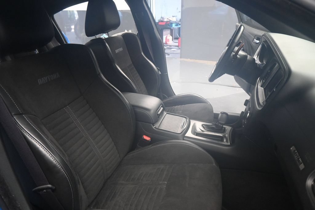 Used 2023 Dodge Charger Scat Pack w/ Daytona Edition Group RWD image 23