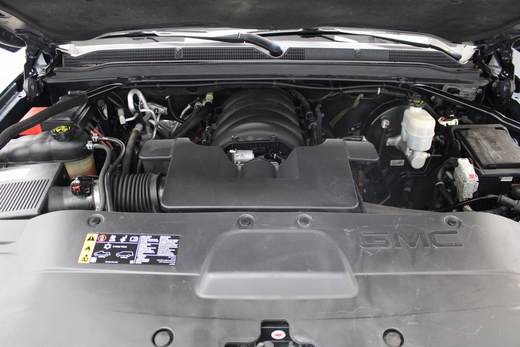 Used 2019 GMC Yukon Denali image 9