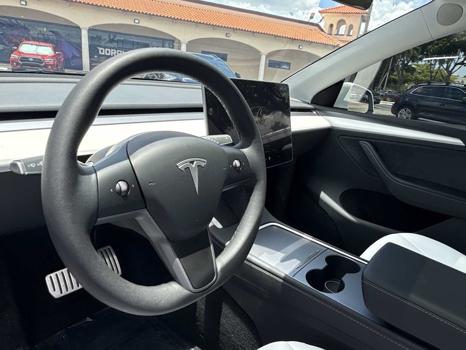 Used 2025 Tesla Model Y Performance AWD/4WD image 18