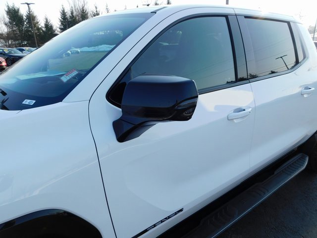 Used 2025 GMC Sierra EV Denali image 15