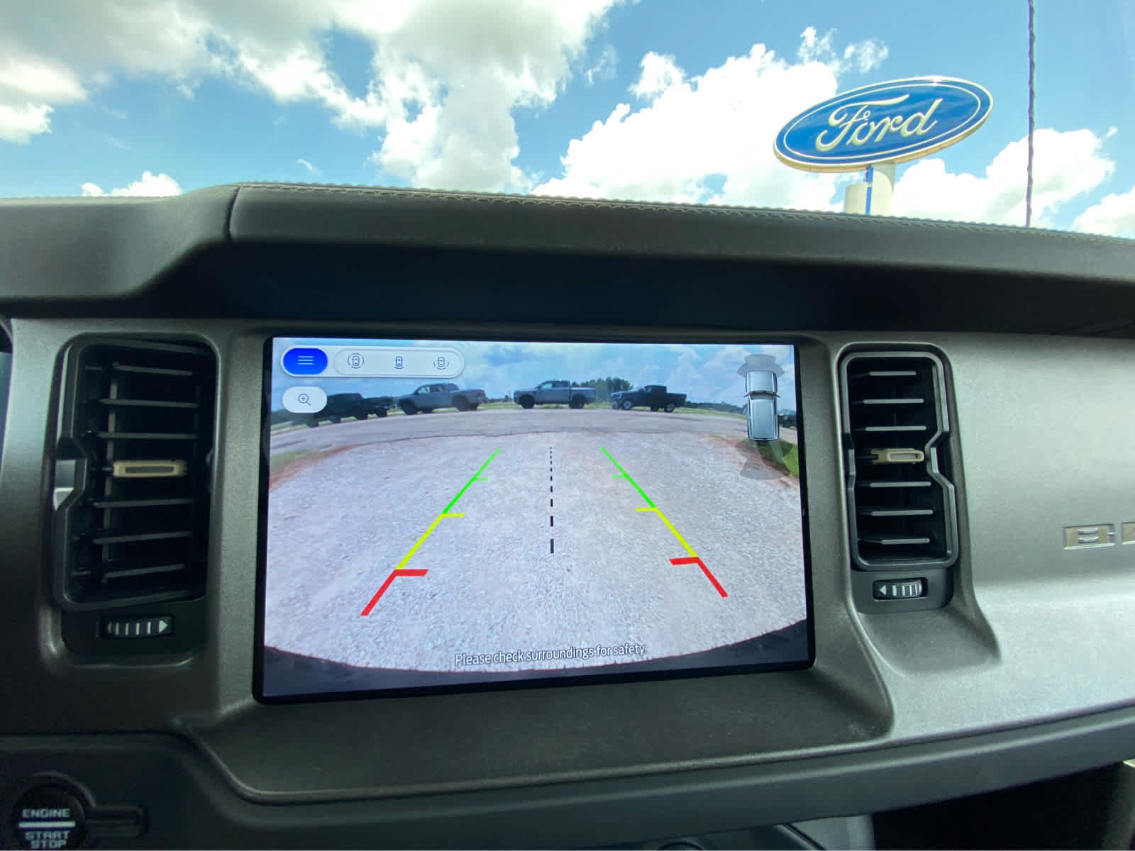 Used 2025 Ford Bronco Badlands AWD/4WD image 27