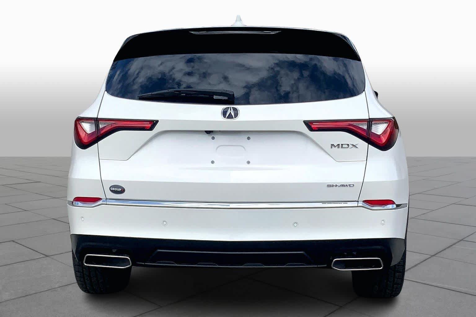 Used 2023 Acura MDX w/ Technology Package AWD/4WD image 8