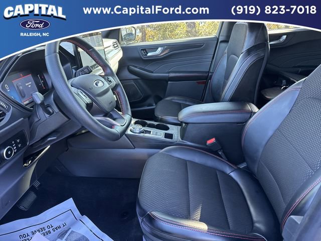 Certified 2025 Ford Escape ST-Line Elite w/ Tech Pack #1 image 17