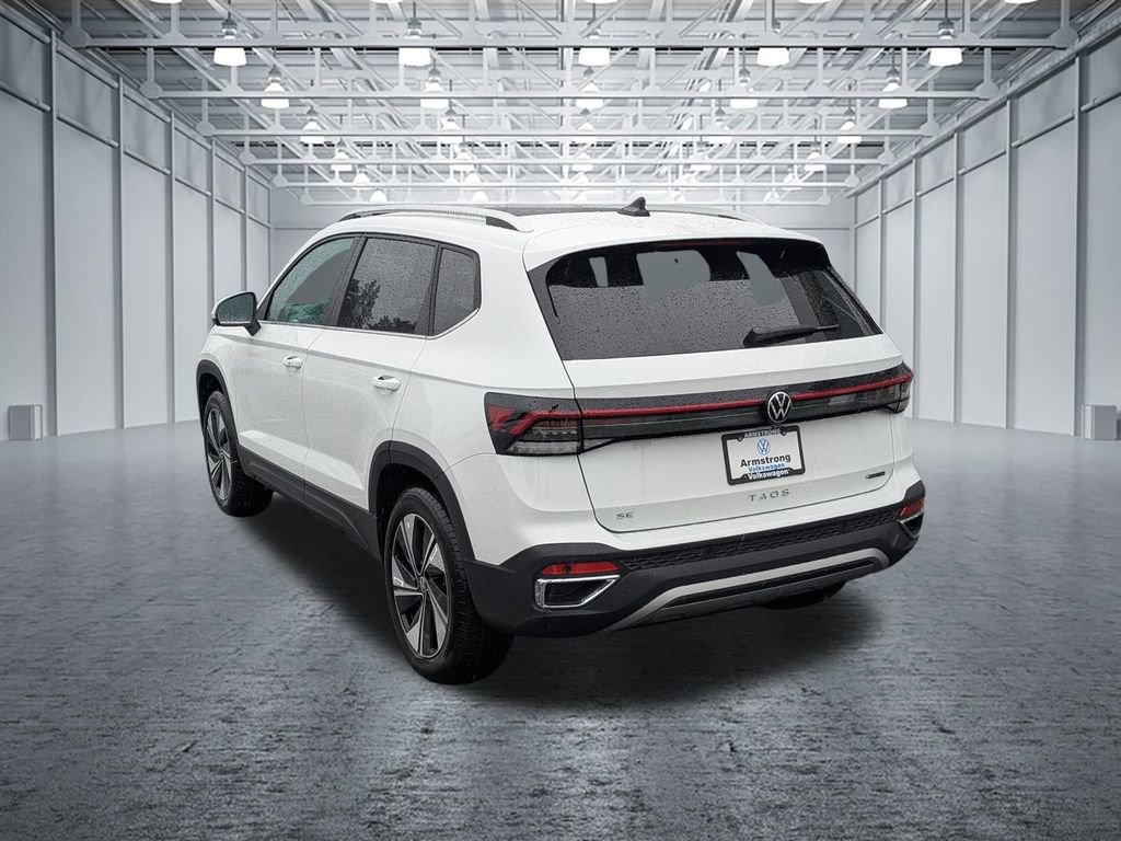 New 2026 Volkswagen Taos SE AWD/4WD image 3