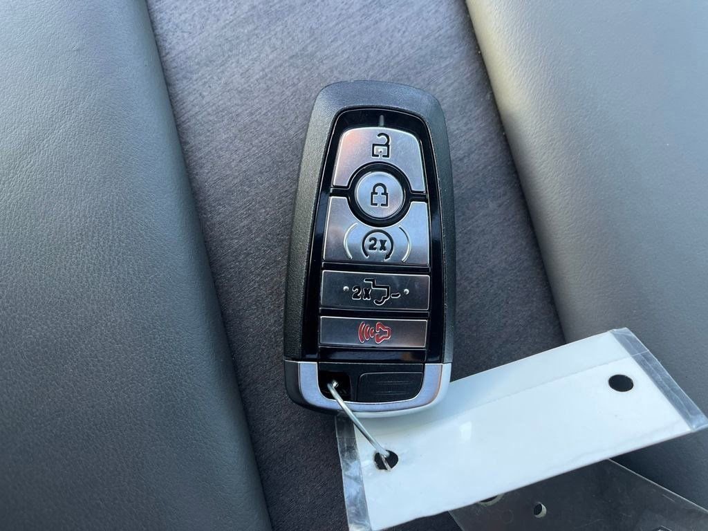 Used 2026 Ford F350 Platinum w/ Platinum Plus Package image 49