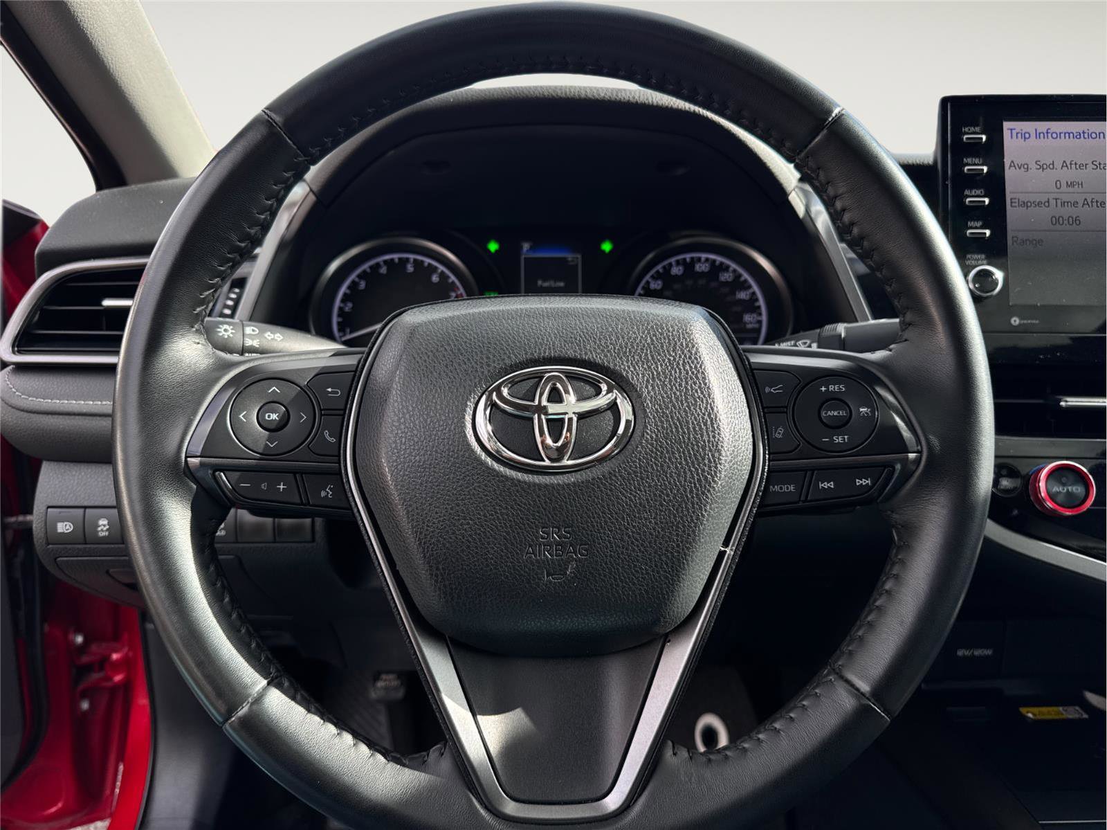 Used 2022 Toyota Camry SE w/ Audio Upgrade Package image 16