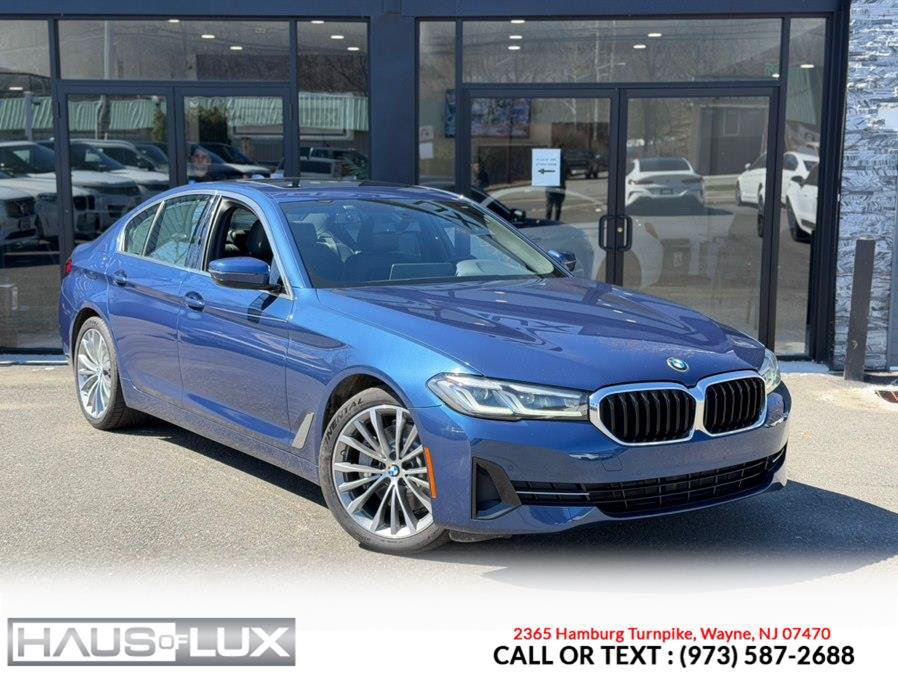 Used 2021 BMW 530i xDrive w/ Convenience Package AWD/4WD image 2