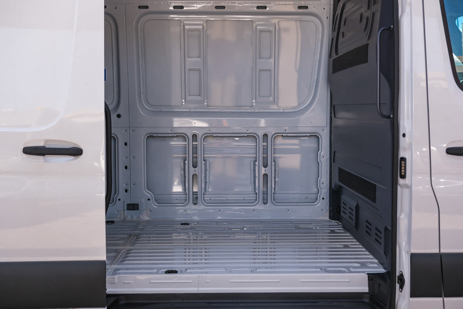 New 2025 Mercedes-Benz Sprinter 2500 image 15