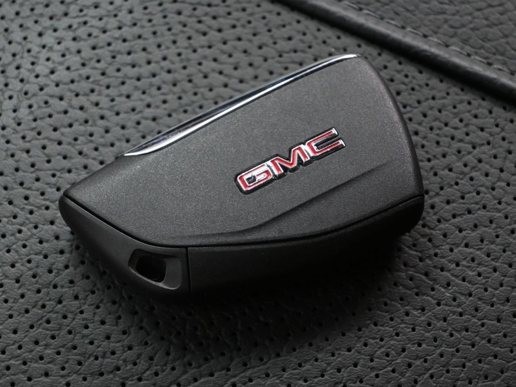 Used 2025 GMC Sierra 1500 Denali image 30
