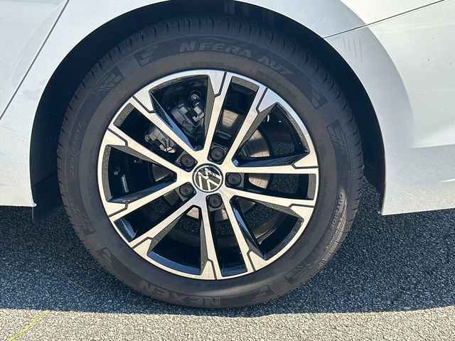 Used 2025 Volkswagen Jetta Sport image 35