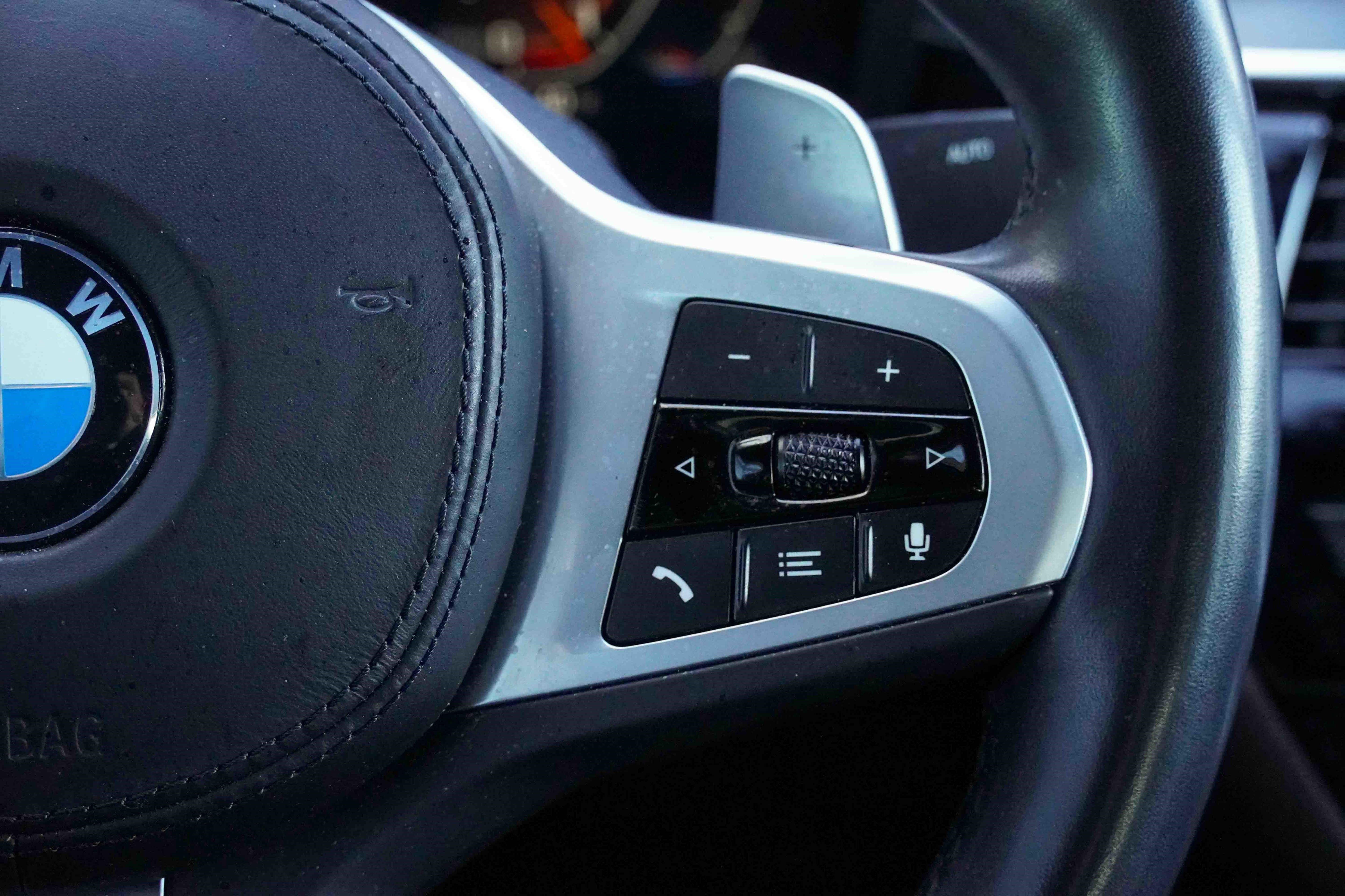 Certified 2022 BMW M550i xDrive w/ Executive Package image 23