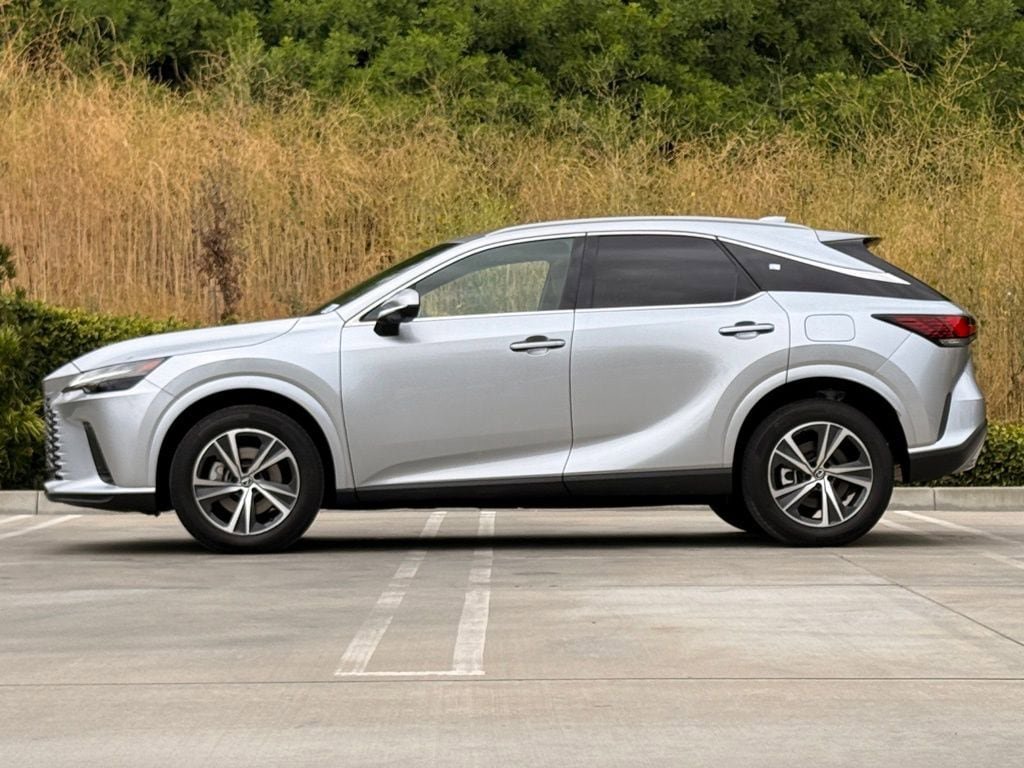Certified 2024 Lexus RX 350 Premium w/ Convenience Package FWD image 10