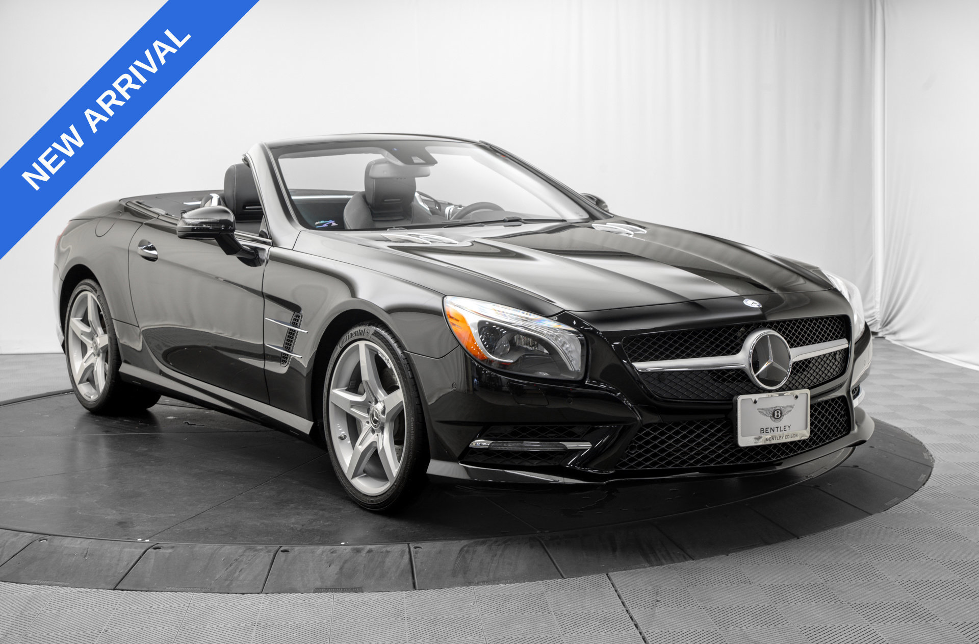 Used 2016 Mercedes-Benz SL 550 image 9