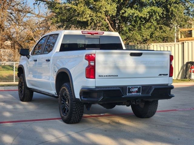 Used 2025 Chevrolet Silverado 1500 ZR2 w/ Technology Package image 3