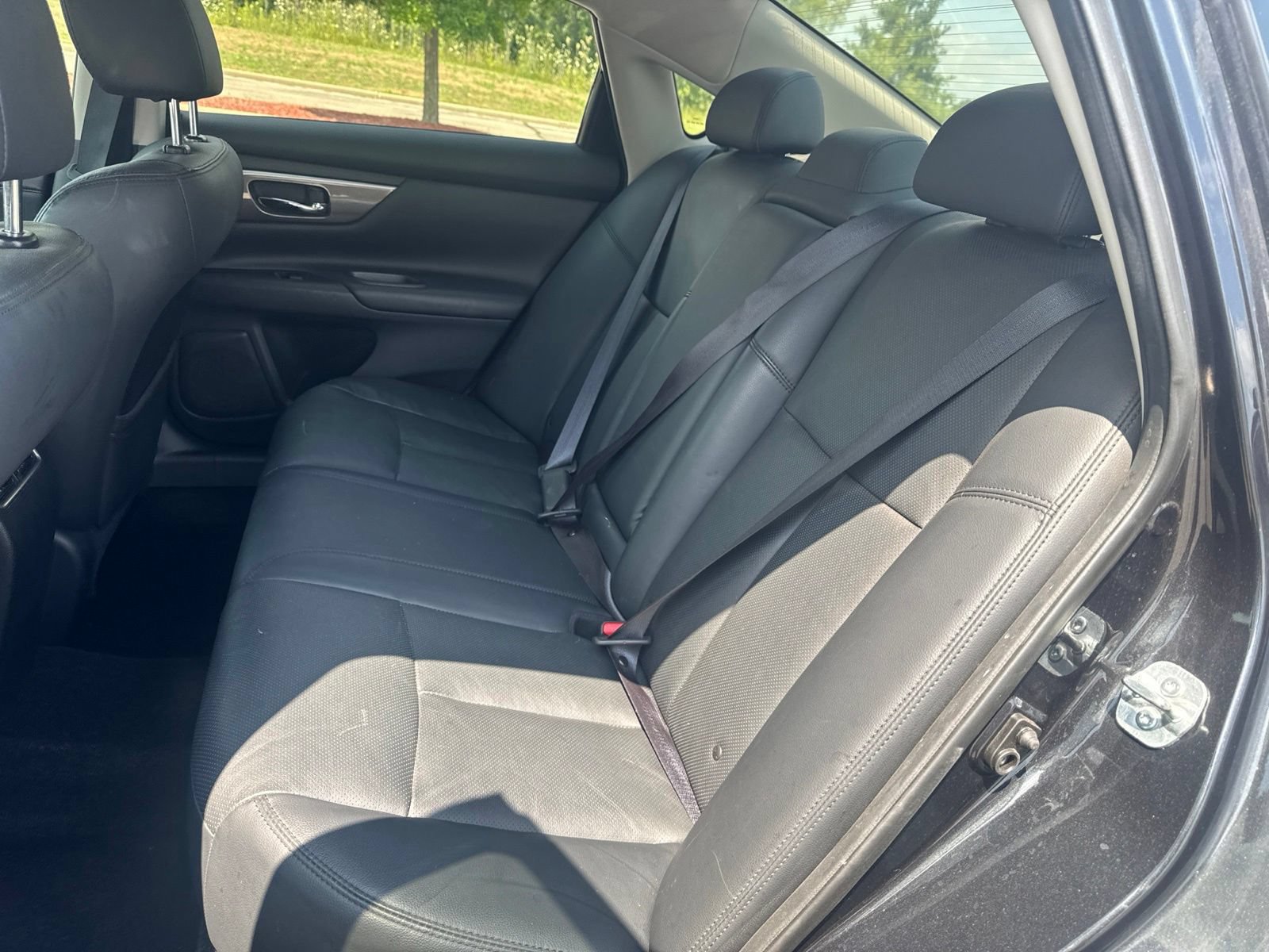 Used 2015 Nissan Altima 2.5 SL FWD image 18