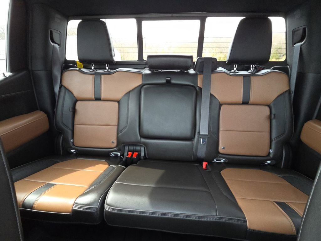 Used 2019 Chevrolet Silverado 1500 High Country image 26