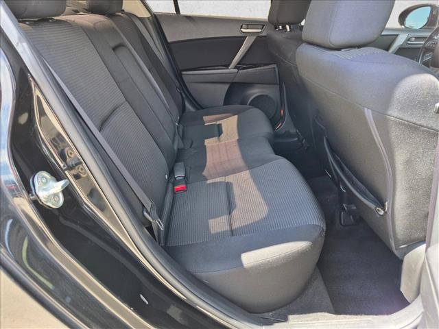 Used 2012 MAZDA MAZDA3 i Touring FWD image 17