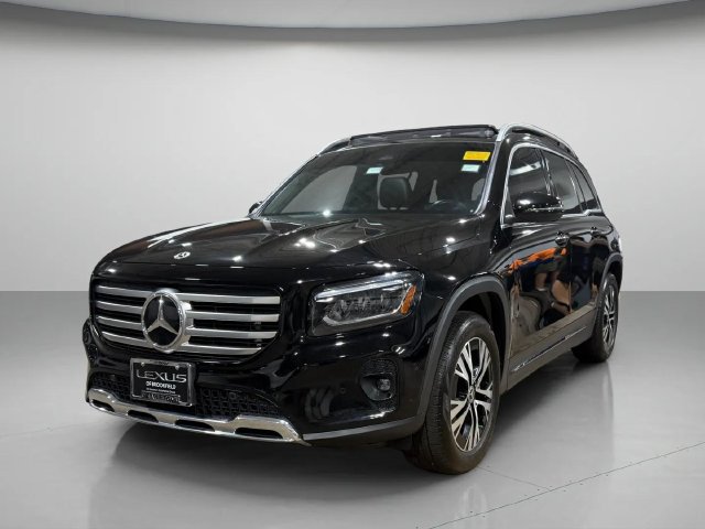 Used 2024 Mercedes-Benz GLB 250 4MATIC image 8