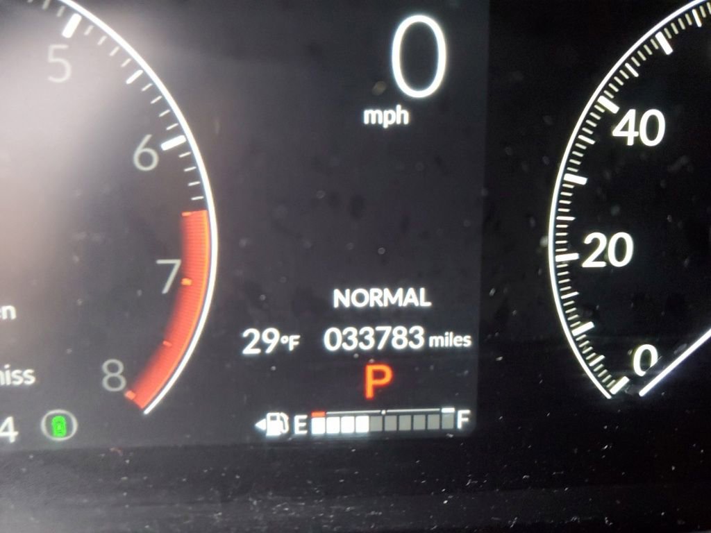 Certified 2023 Honda Pilot Sport image 15