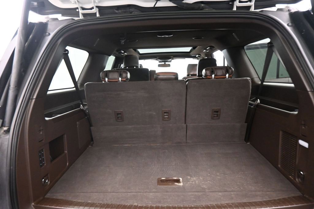 Certified 2024 Ford Expedition Max King Ranch AWD/4WD image 3