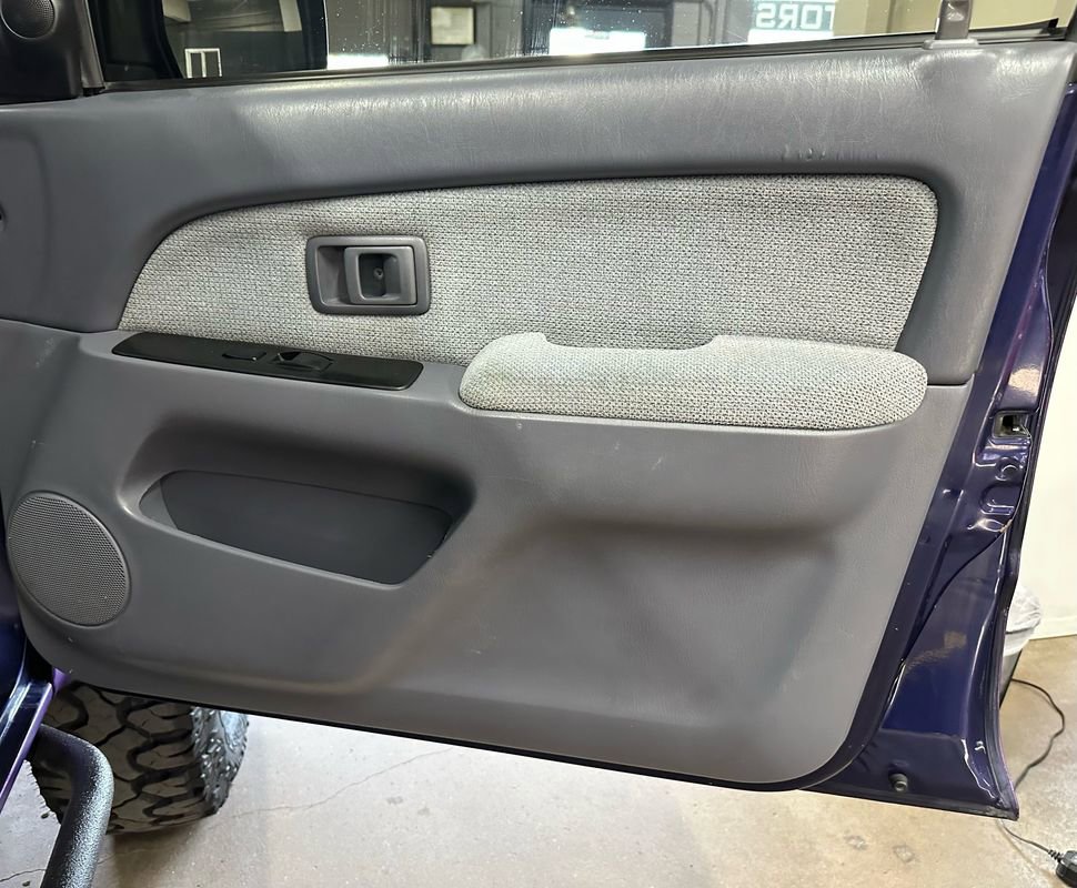 Used 1998 Toyota 4Runner SR5 image 25