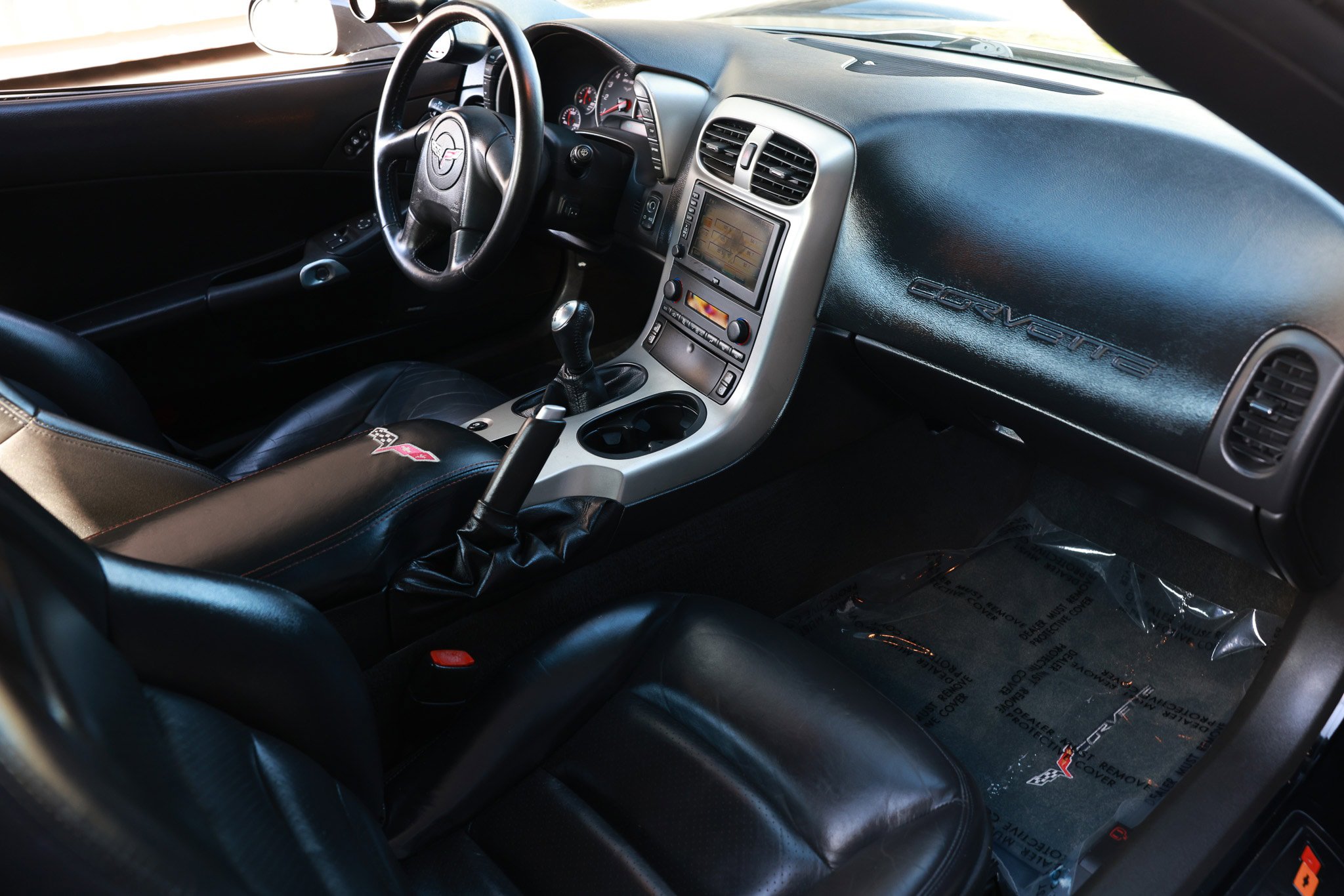 Used 2005 Chevrolet Corvette Convertible w/ Preferred Equipment Group image 13