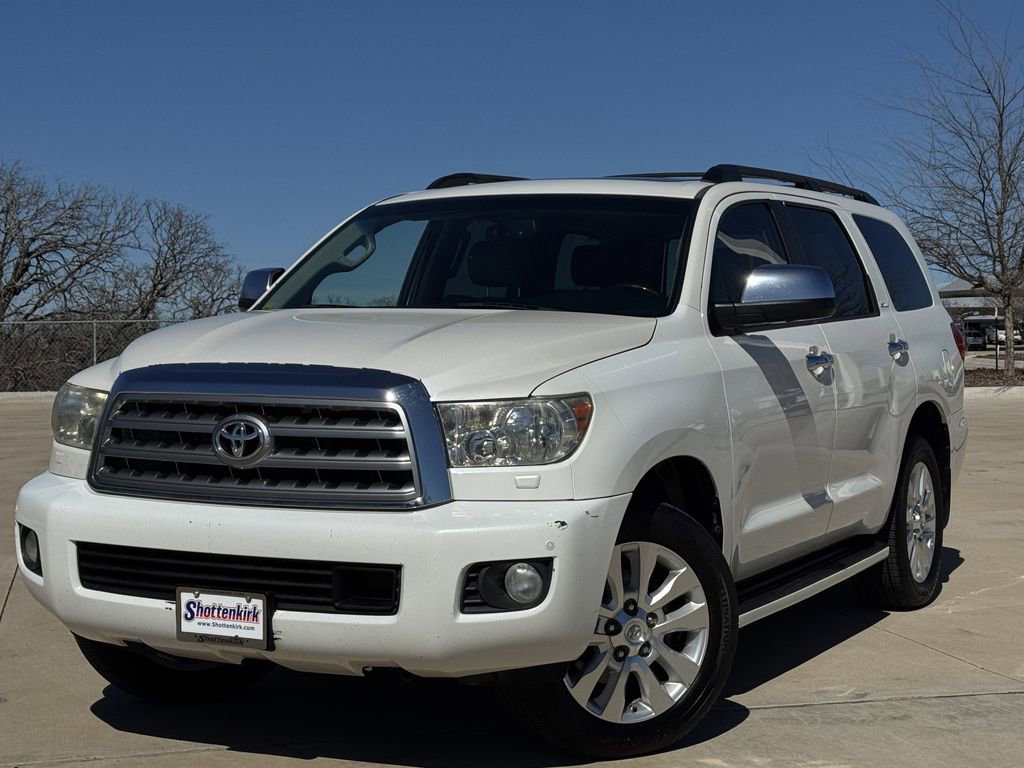Used 2013 Toyota Sequoia Platinum image 2